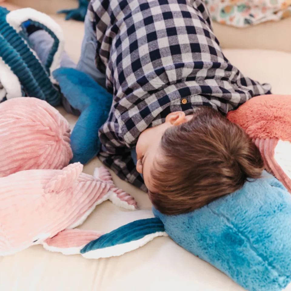 GravilloutheWhale_Mum_Baby1.webp