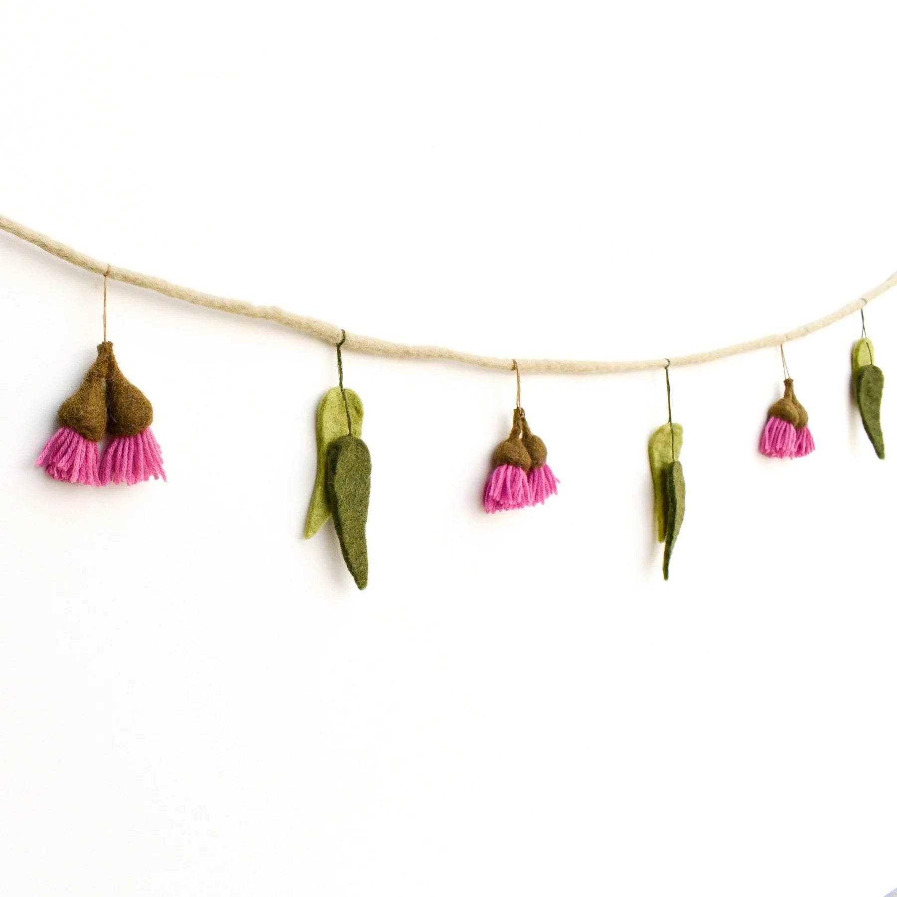 Eucalyptus and Gum Blossoms Garland