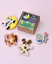 Hey Diddle Diddle Finger Puppet Set