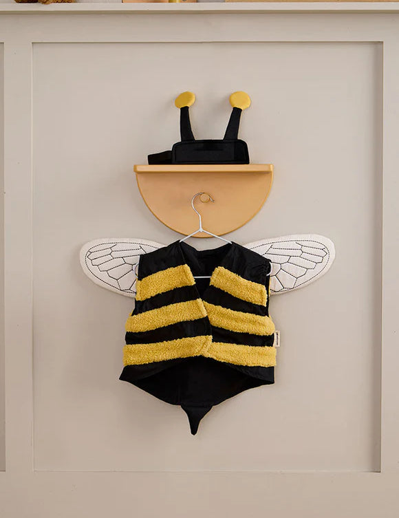 KidsConceptBumblebeeDressup2.webp