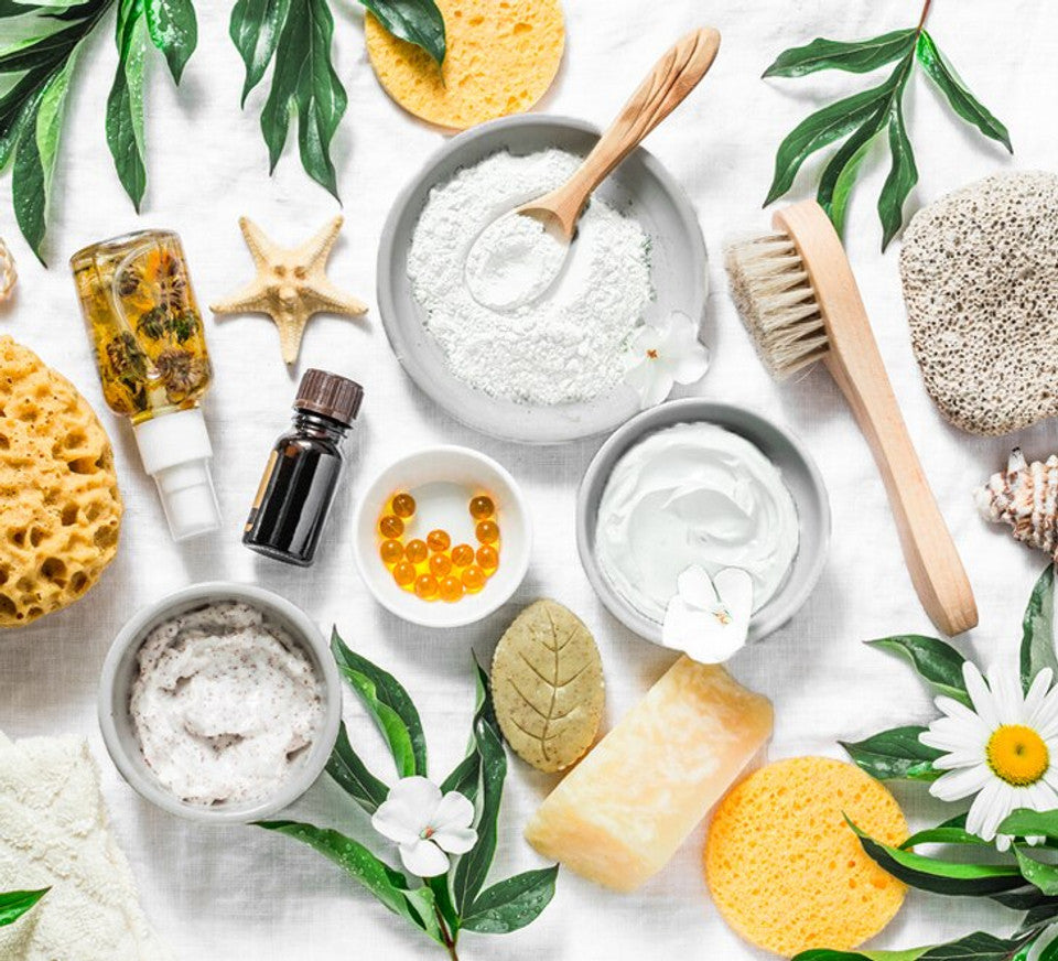 Make_Your_Own_Soothing_Mask_-_Coconut_Oatmeal__01312.jpg