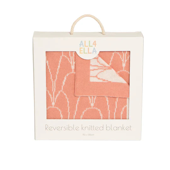 Reveriableknittedblanket.webp