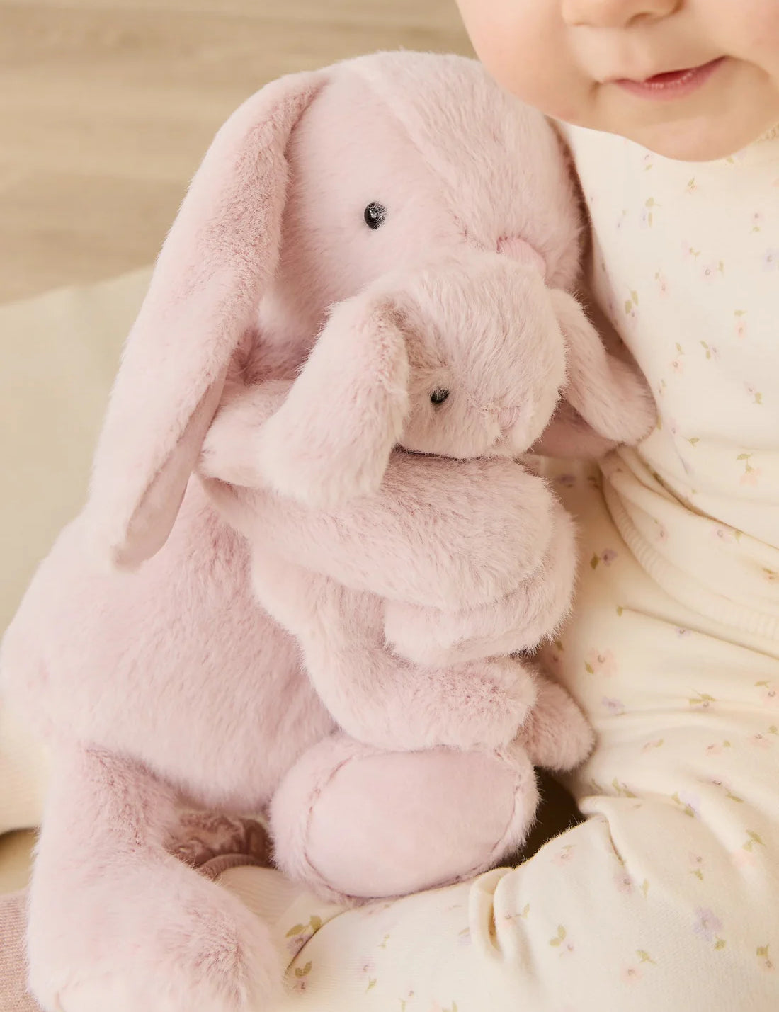 SnuggleBunnies-Feb25-929_b869cf5a-a3a3-4b2d-86ce-e86b6a0c7f17.webp