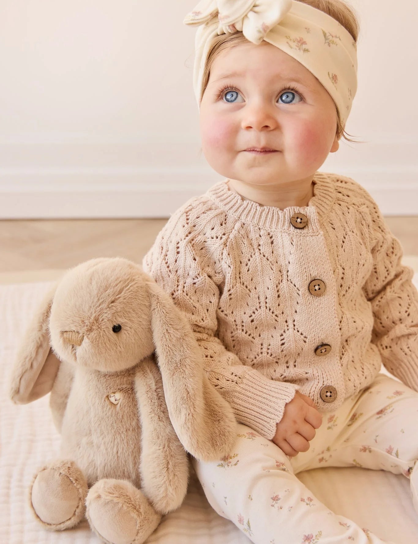 SnuggleBunnies-March25-4031.webp