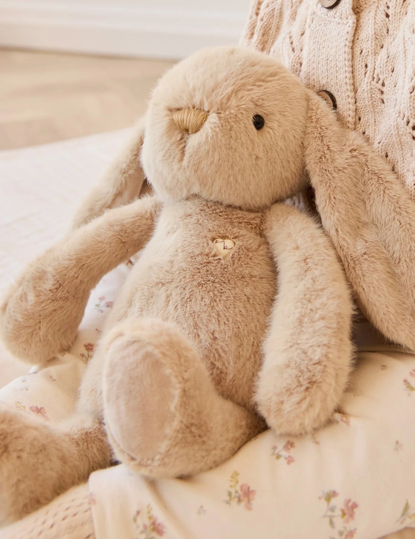 SnuggleBunnies-March25-4079.webp